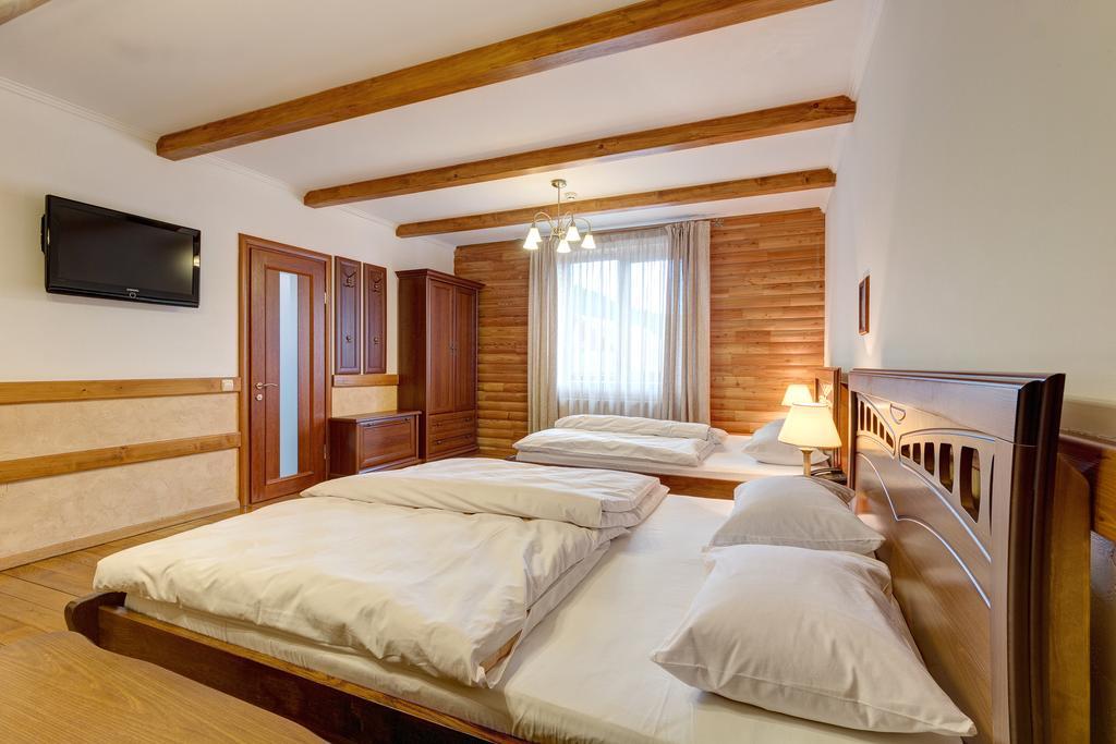 بوكوفِل Hotel Perlyna Karpat المظهر الخارجي الصورة