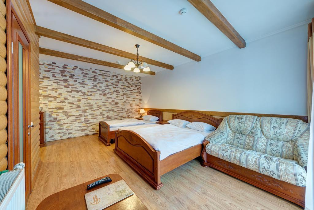 بوكوفِل Hotel Perlyna Karpat المظهر الخارجي الصورة