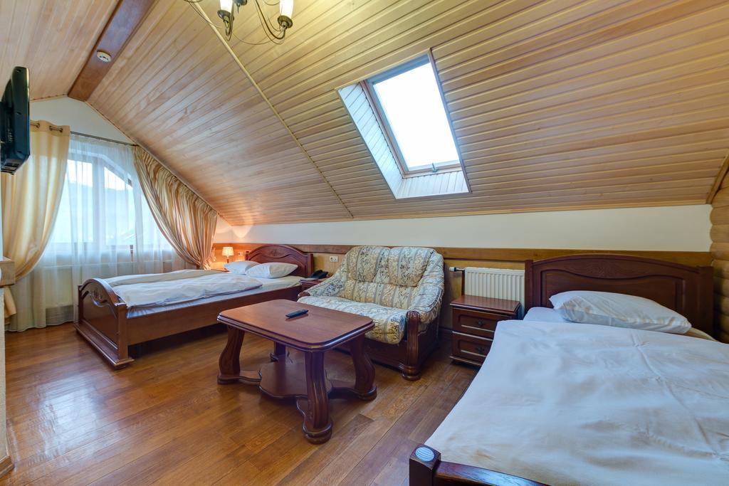 بوكوفِل Hotel Perlyna Karpat المظهر الخارجي الصورة