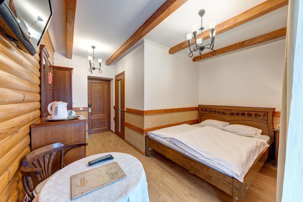 بوكوفِل Hotel Perlyna Karpat المظهر الخارجي الصورة