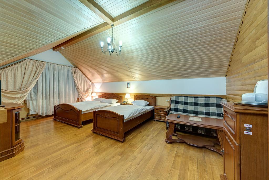 بوكوفِل Hotel Perlyna Karpat الغرفة الصورة