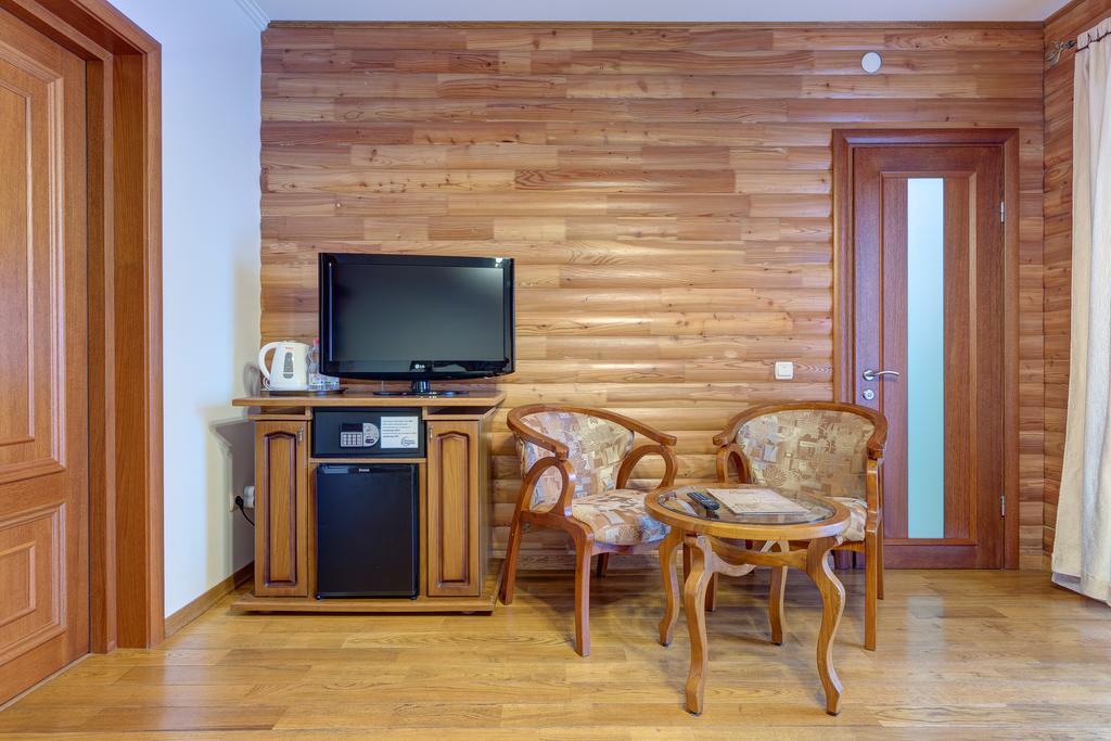 بوكوفِل Hotel Perlyna Karpat الغرفة الصورة